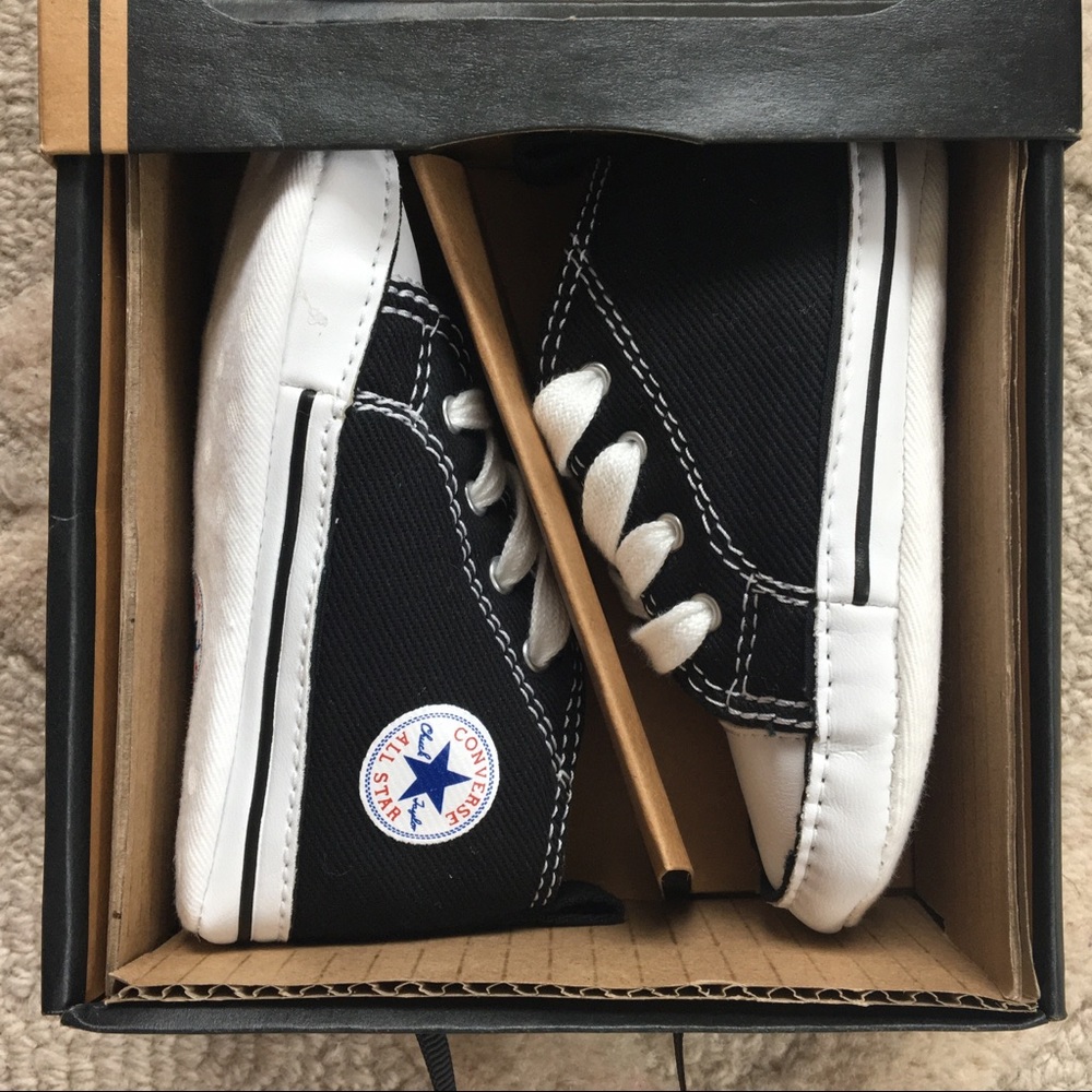 Converse crib shoe